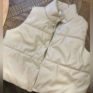 No Boundaries Beige Puffer Vest